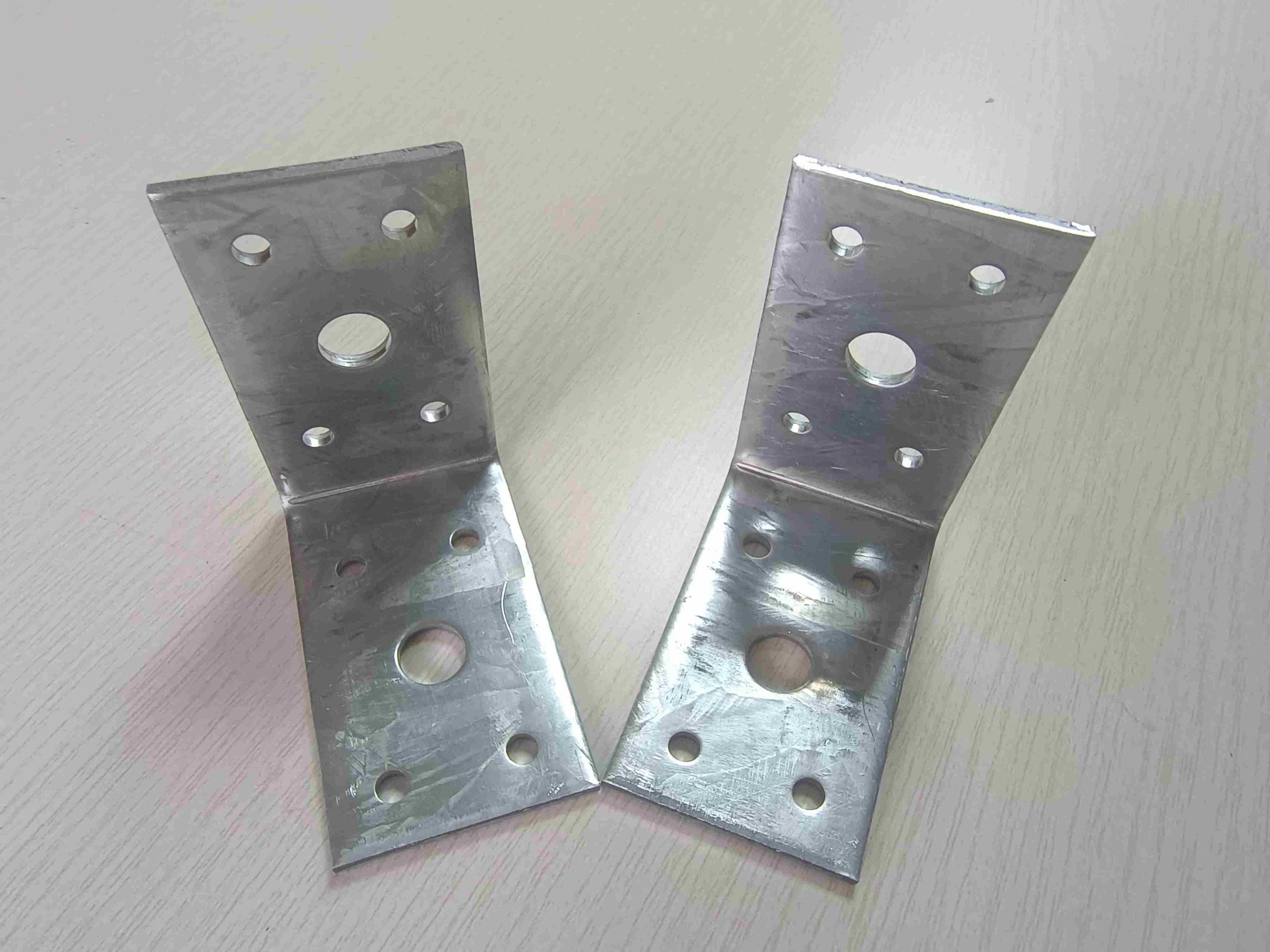 Round wood connectors