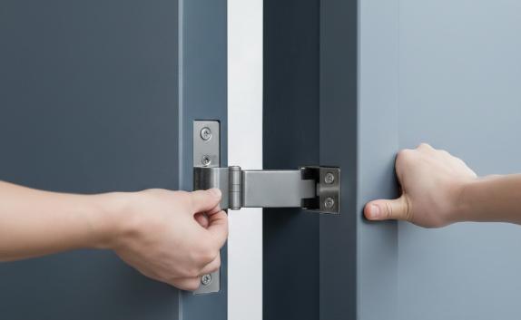 How to Choose a Reliable Industrial Hinge Manufacturer for Heavy-Duty Concealed Hinges